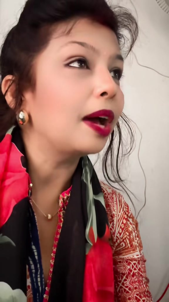 @👑Mishra_Queen👑