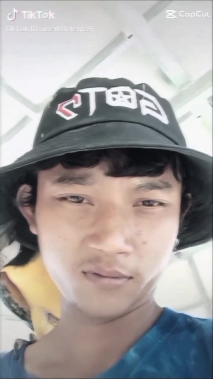 @Zxcvbnm