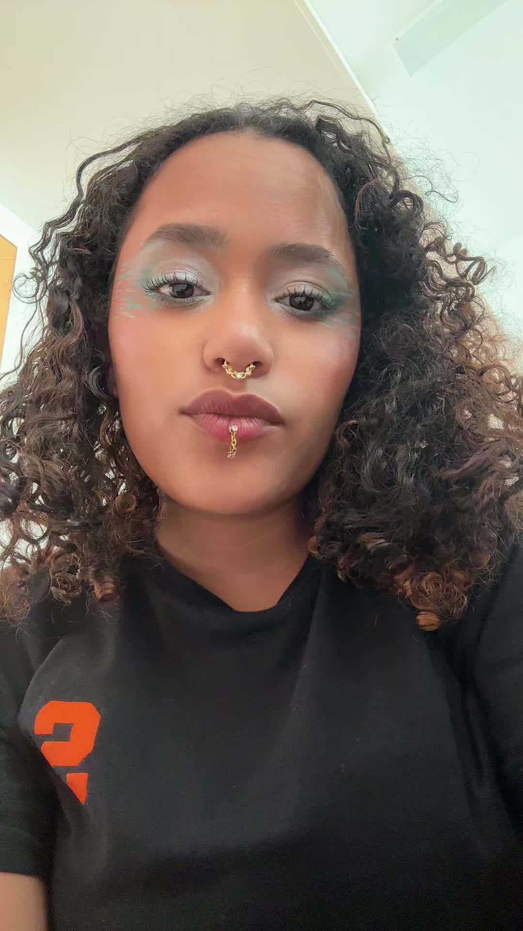 @isa <3