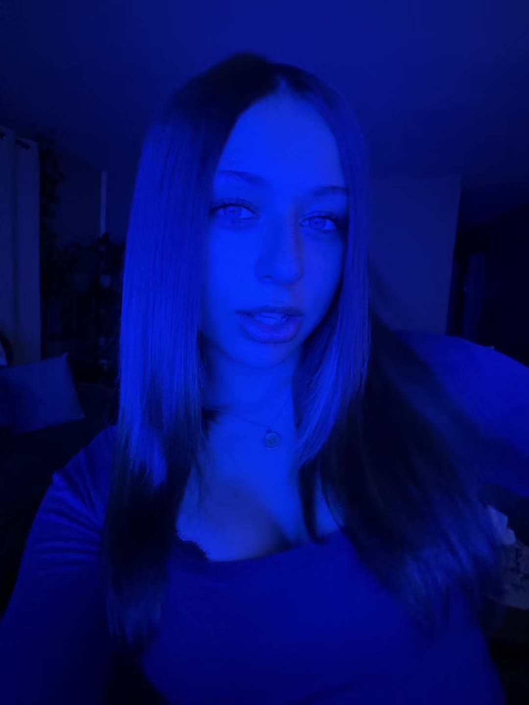 @Mynameizzybella