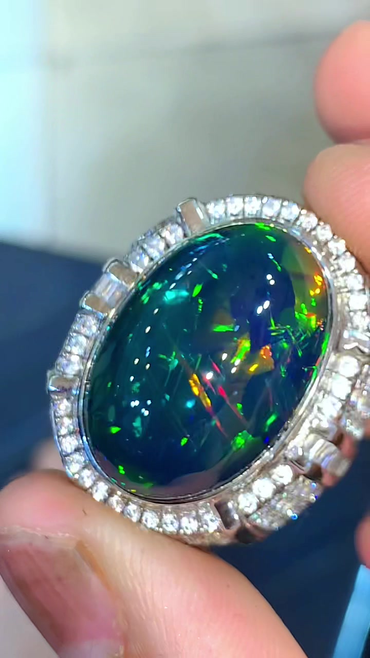 @B.A.Y gemstone