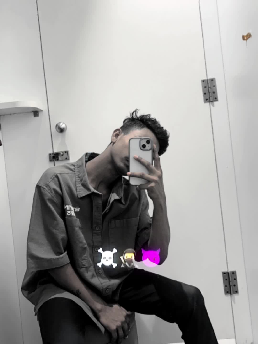 @▶ ●────────