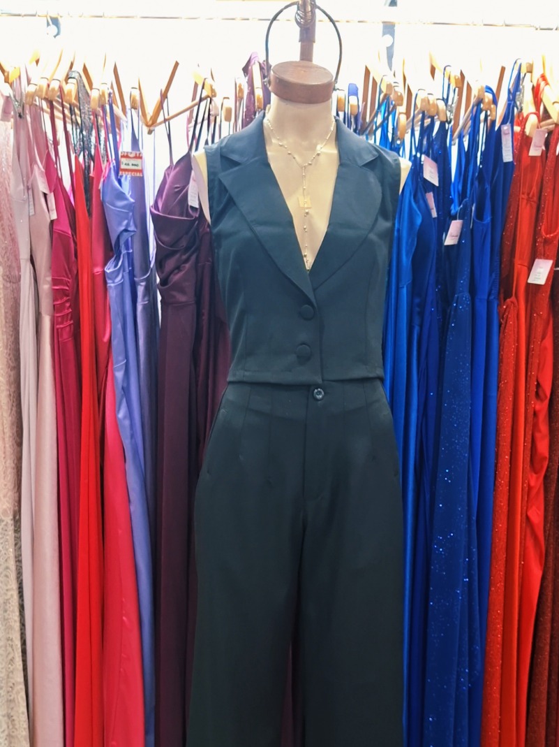 @Adrivina - Ropa de Fiesta