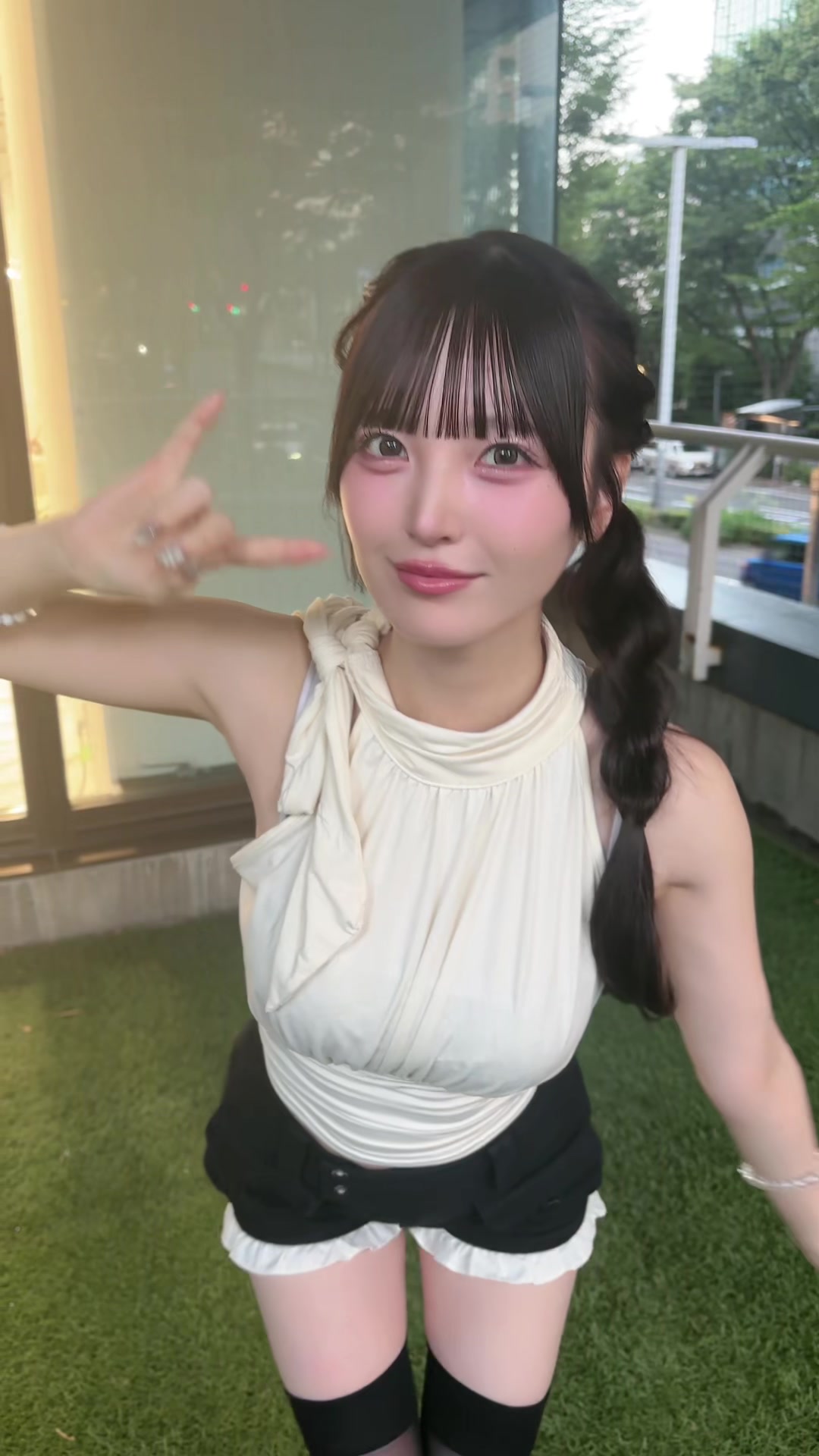 @由良ゆら