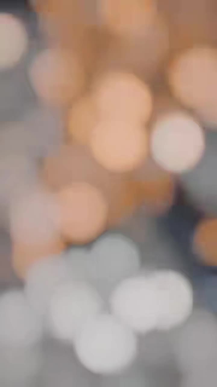 @m h