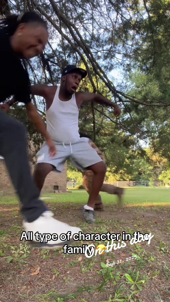 @Ghettotwins_