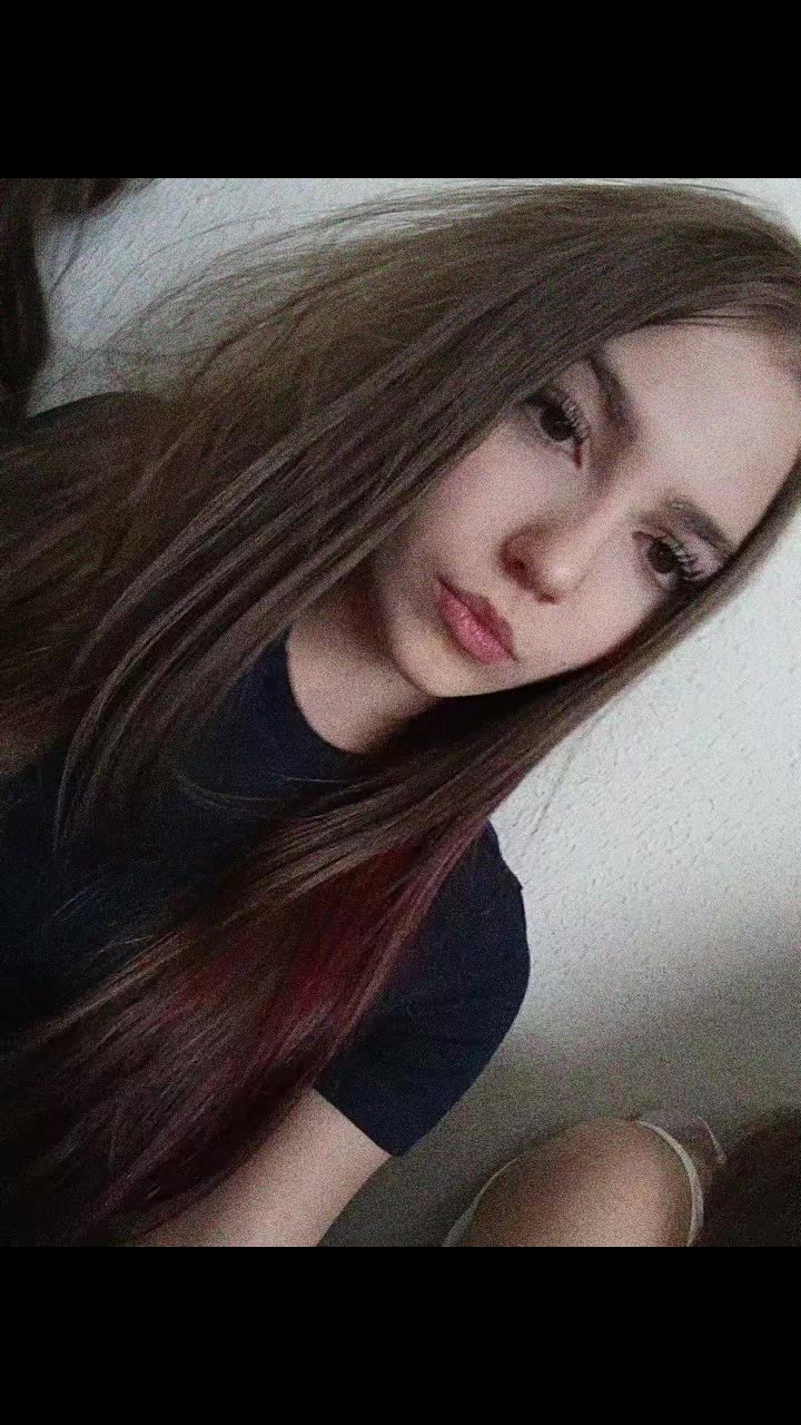 @Каролина