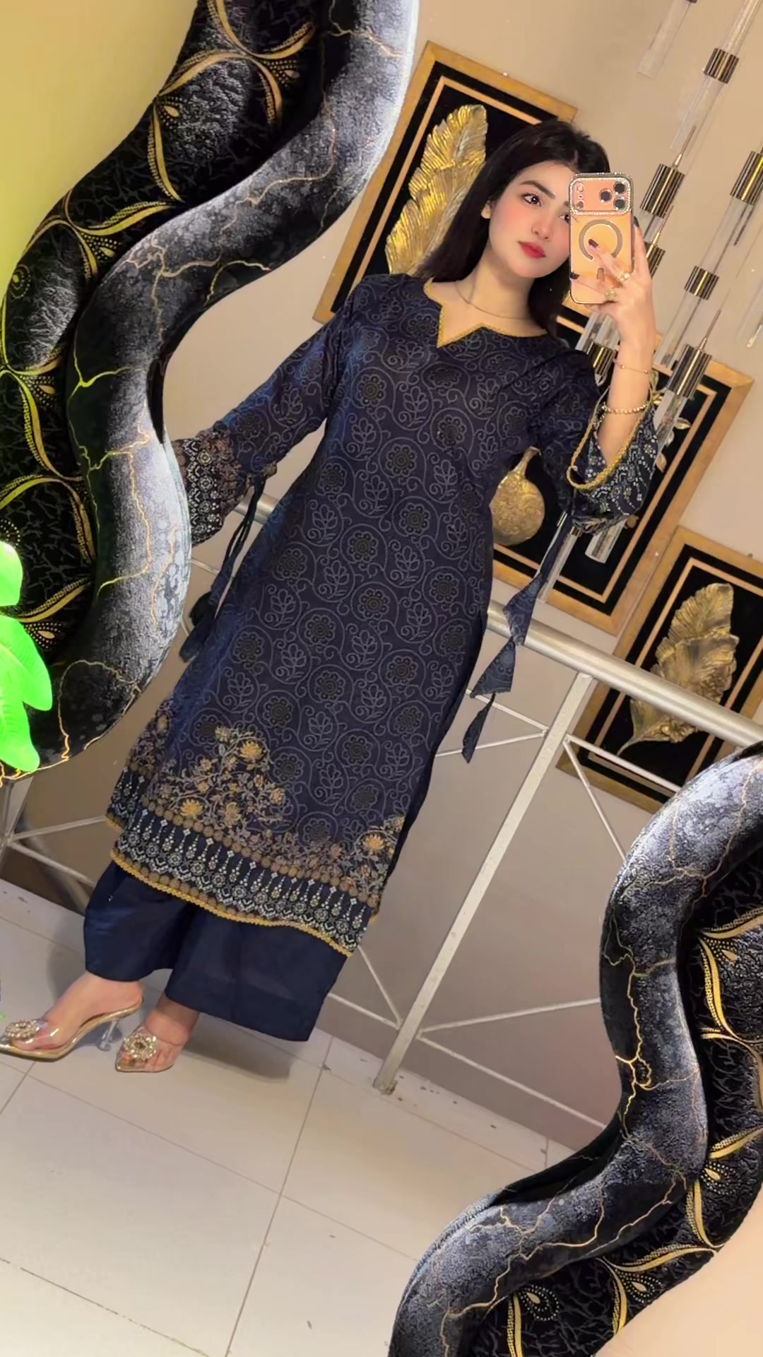 @Izzah khan🔥