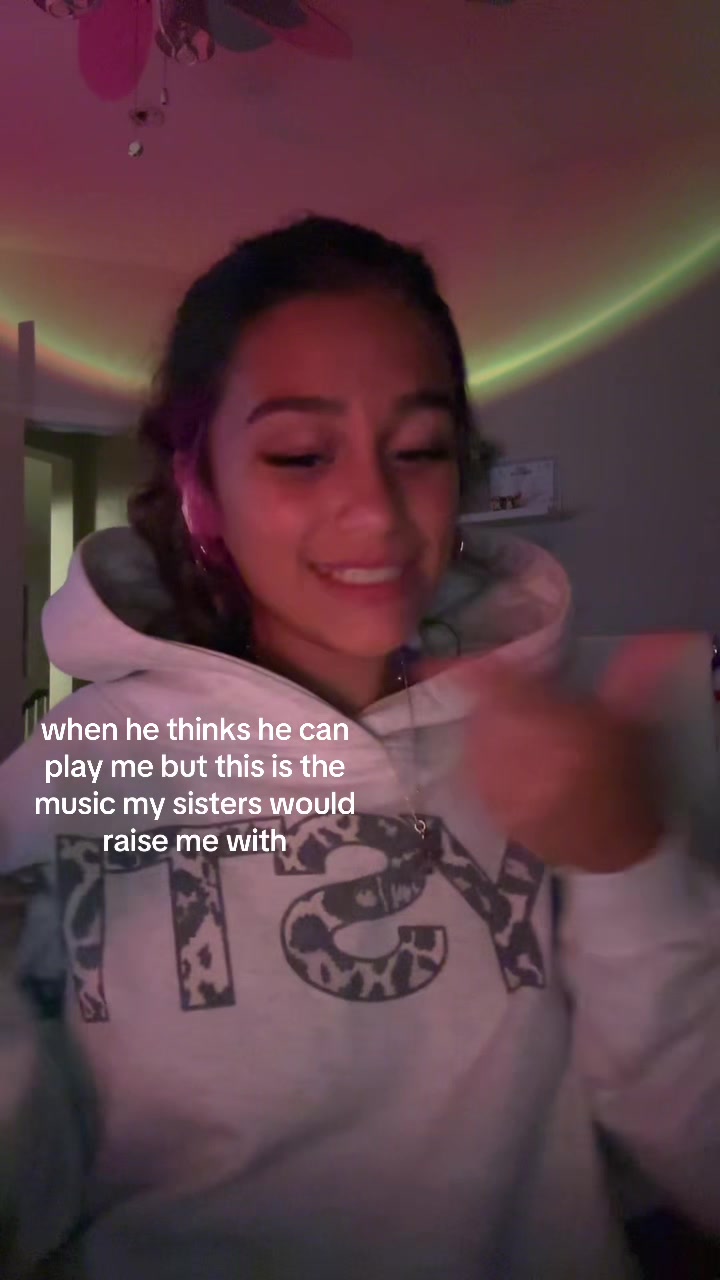 @Melana Rae