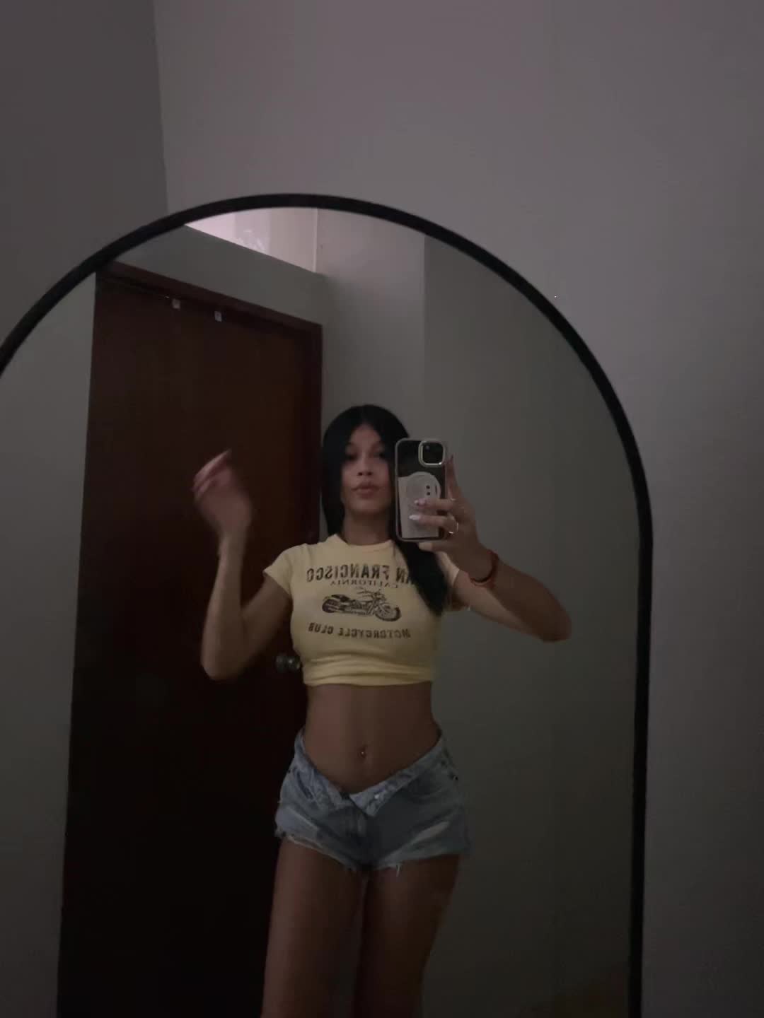 @🪩