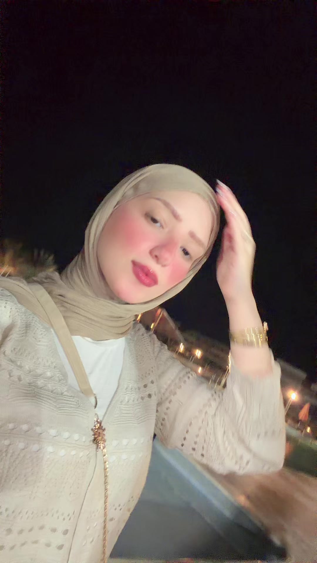 @كائن الاورنچ 🧡