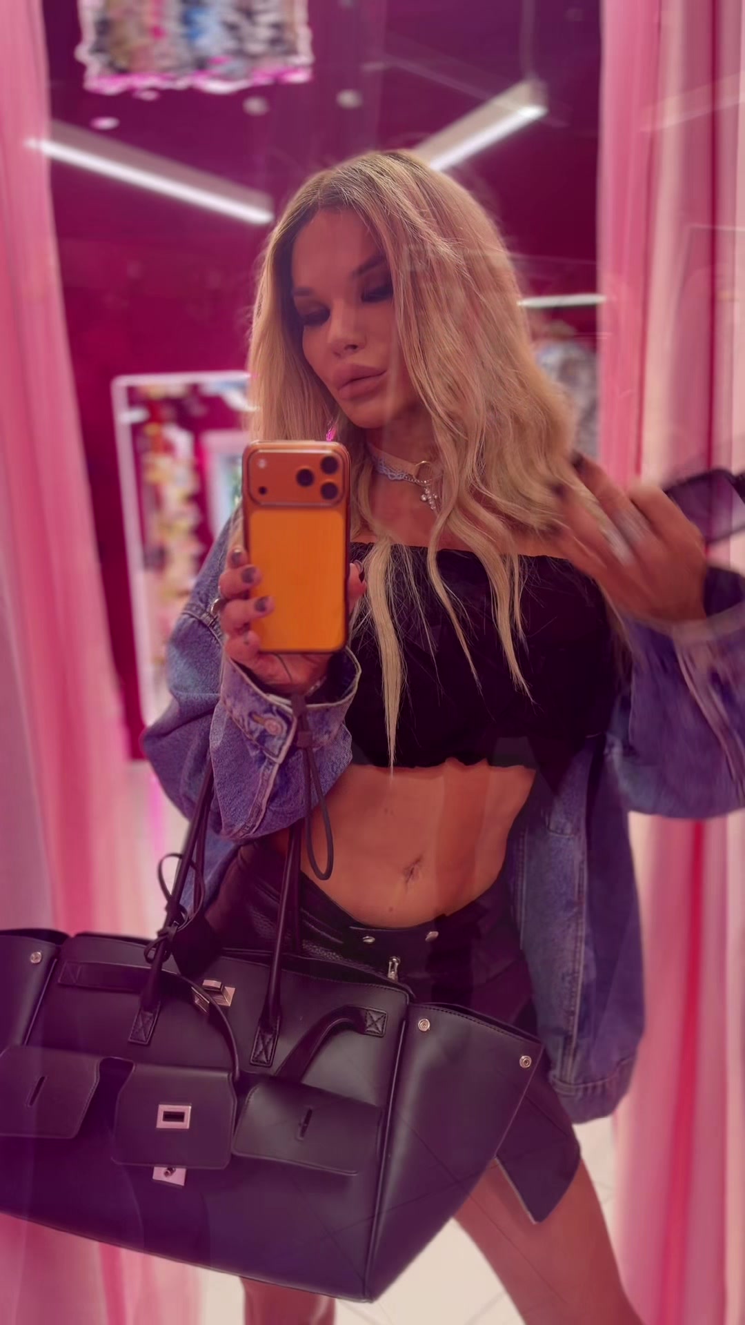 @transu4ka