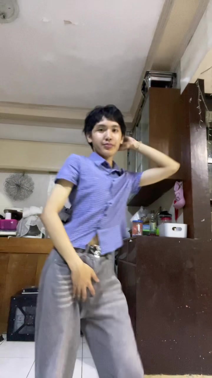@️