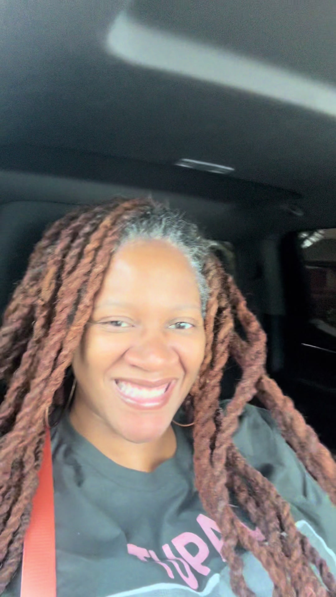 @La Toya | Lifestyle + Wellness