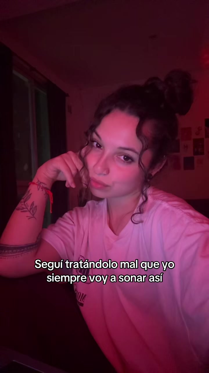 @Vickyschhh