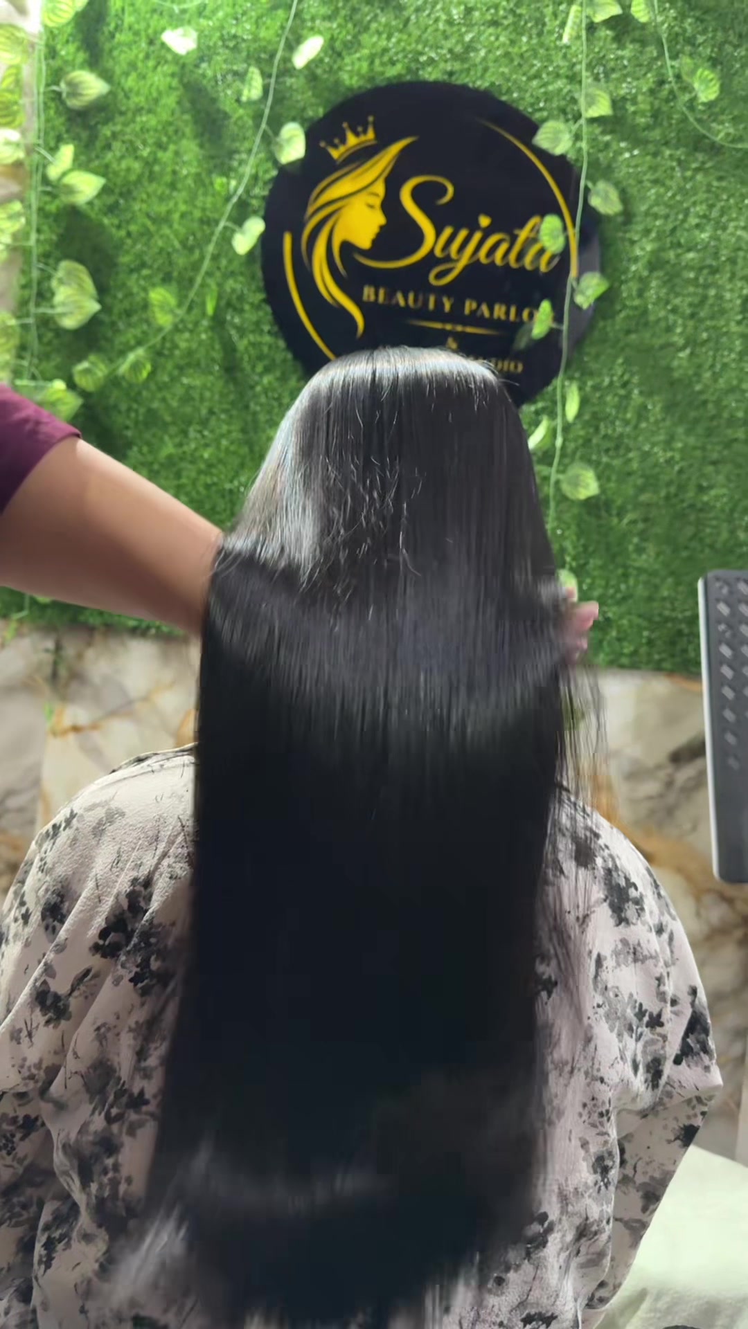 @sujata beauty studio