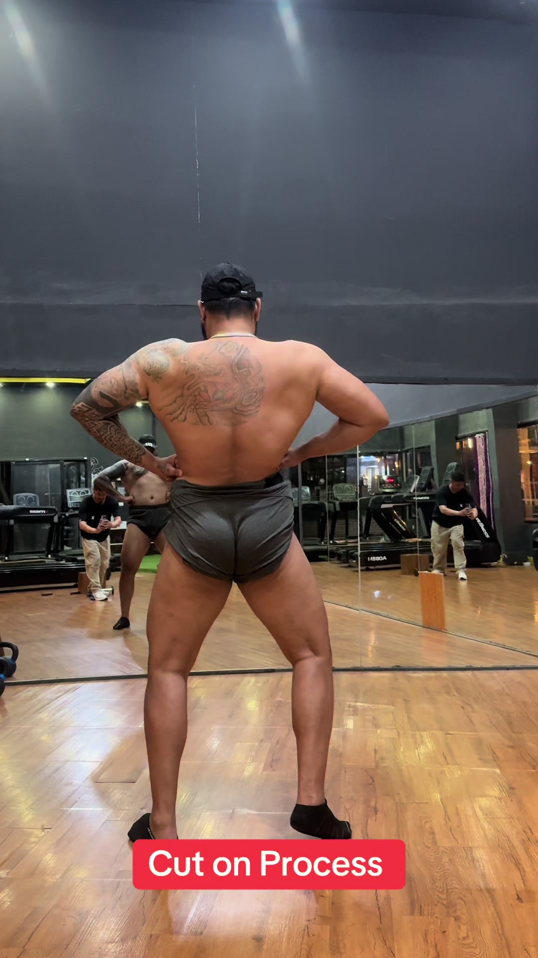 @URGabru