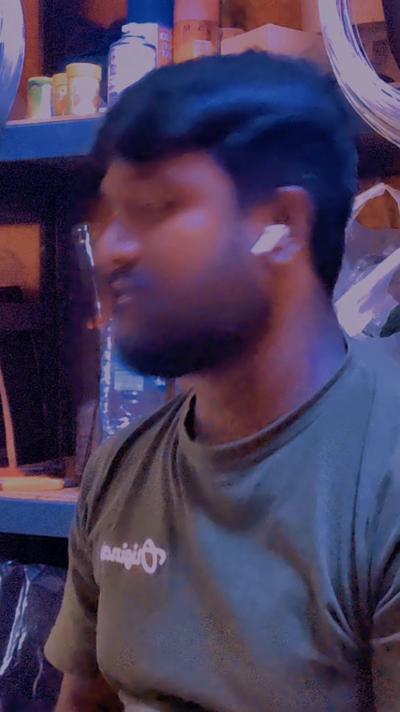 @💞నేను.మీ.రాజమండ్రి.అబ్బాయి 💞