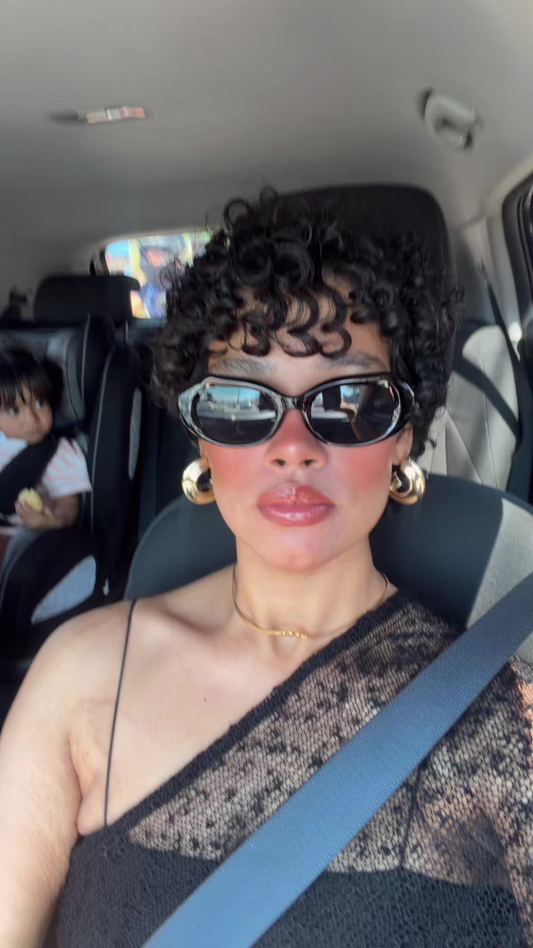 @LAILA OLI