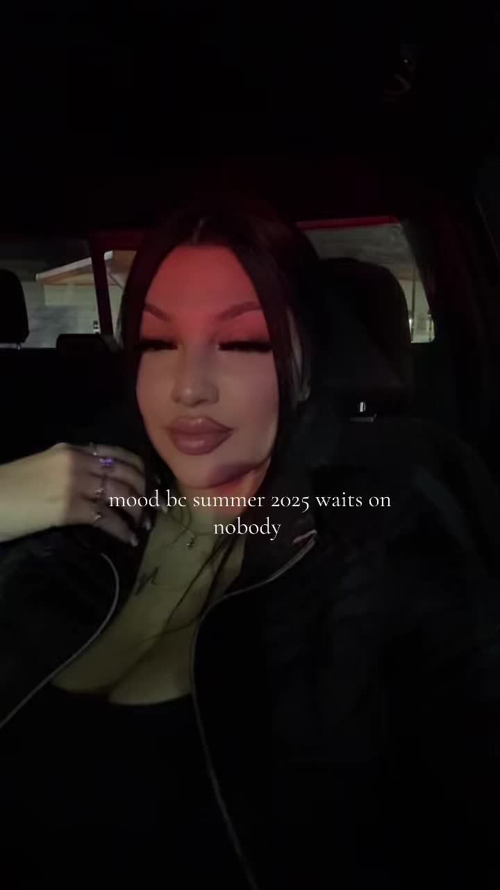 @🧘🏻&zwj;♀️