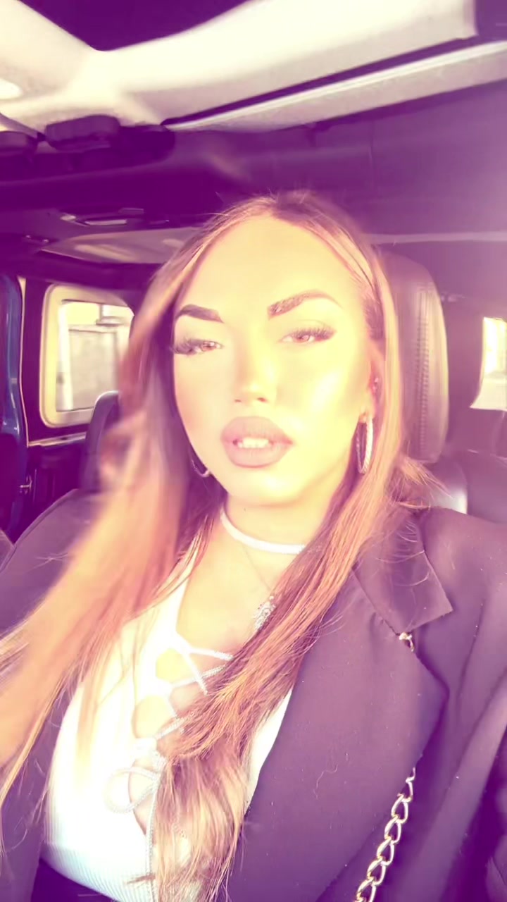 @Erika_marotta🎤