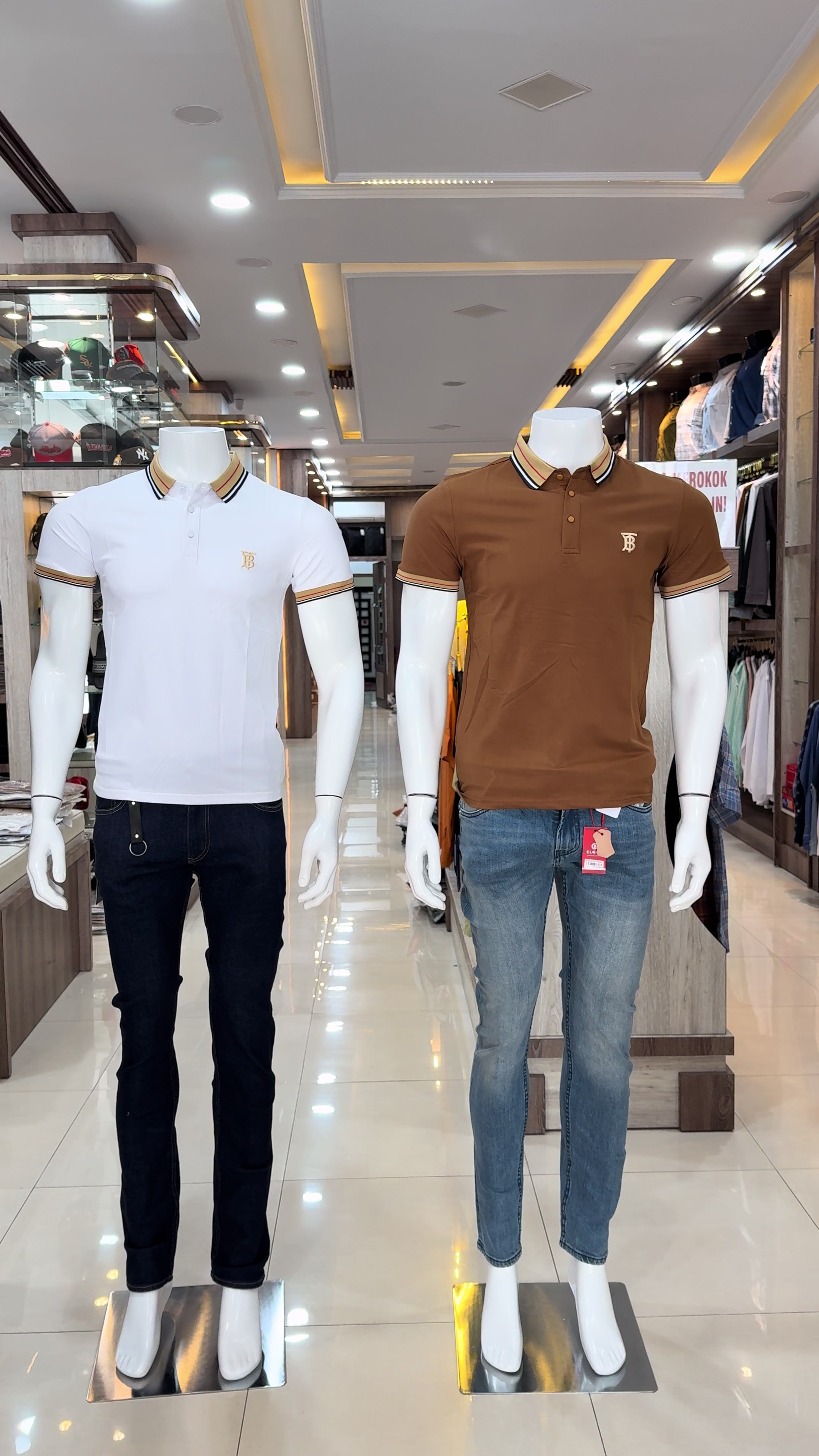 @Ultr4 store
