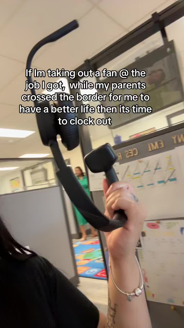 @StarlitJay