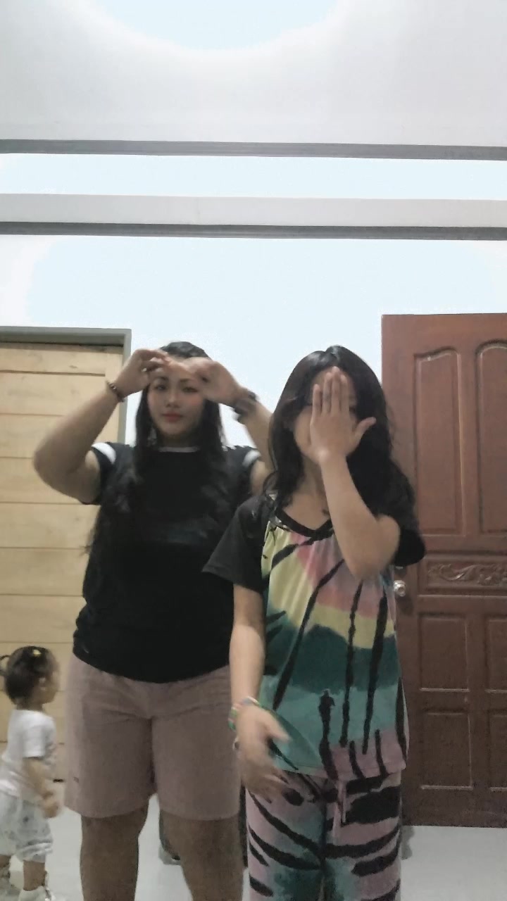 @nicolicious ๐ต๐ญ