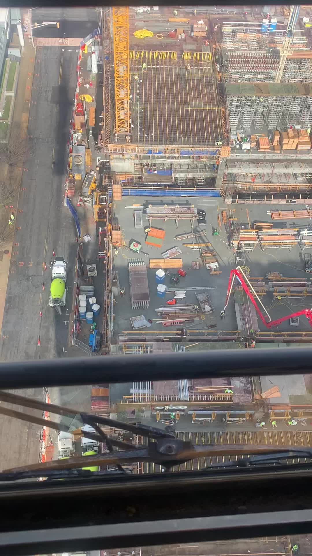@Mr. Max 🏗️