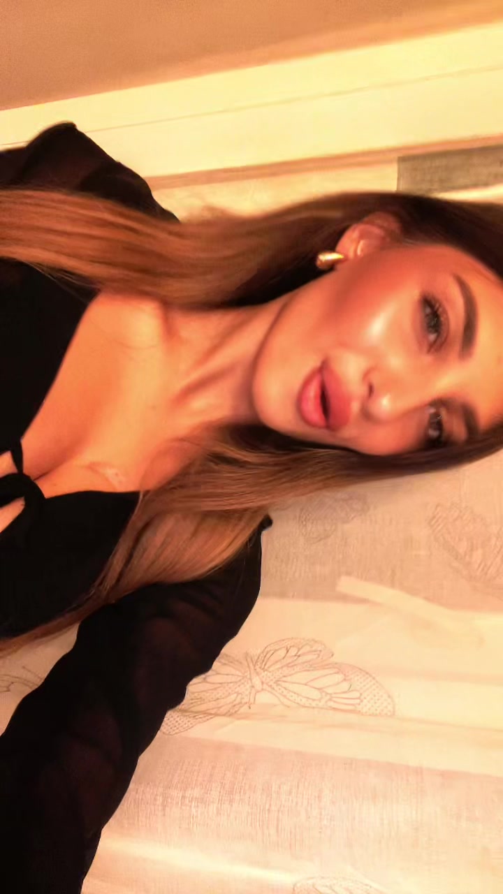 @𝑠𝑎𝑏𝑟𝑖𝑛𝑎👸🏽