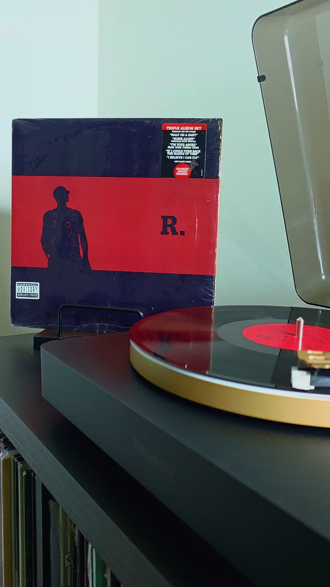 @BANKS โ VINYL