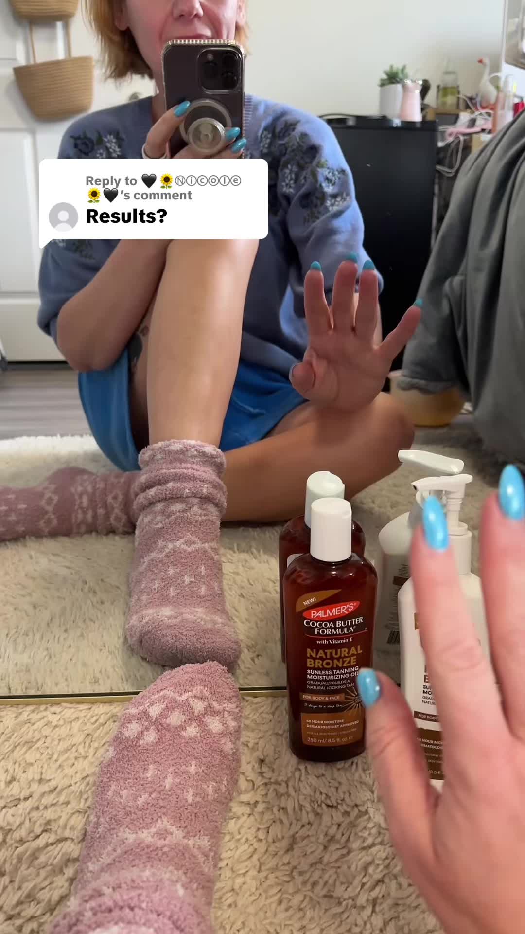 @Debbie 🐝