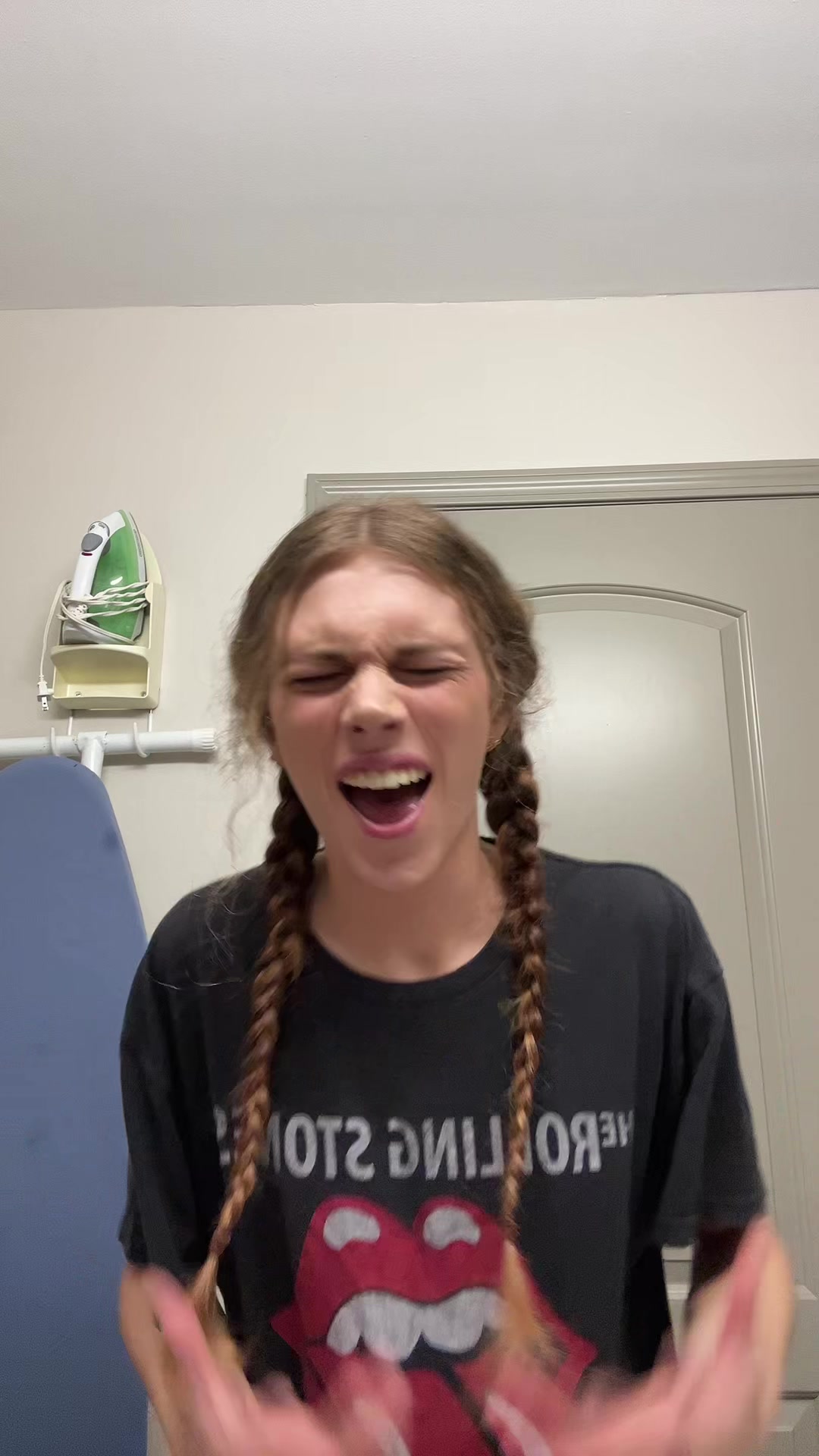 @nina