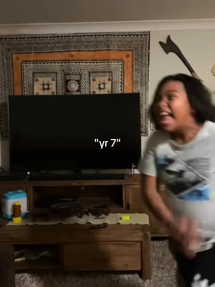 @&copy;️
