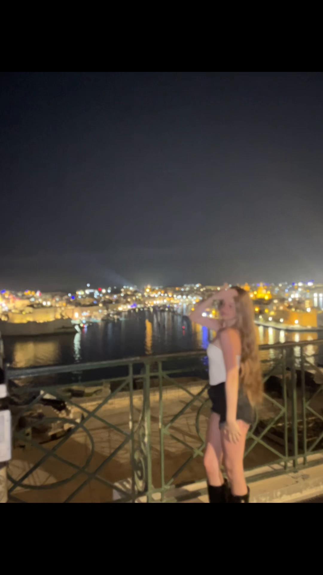 @22🌙