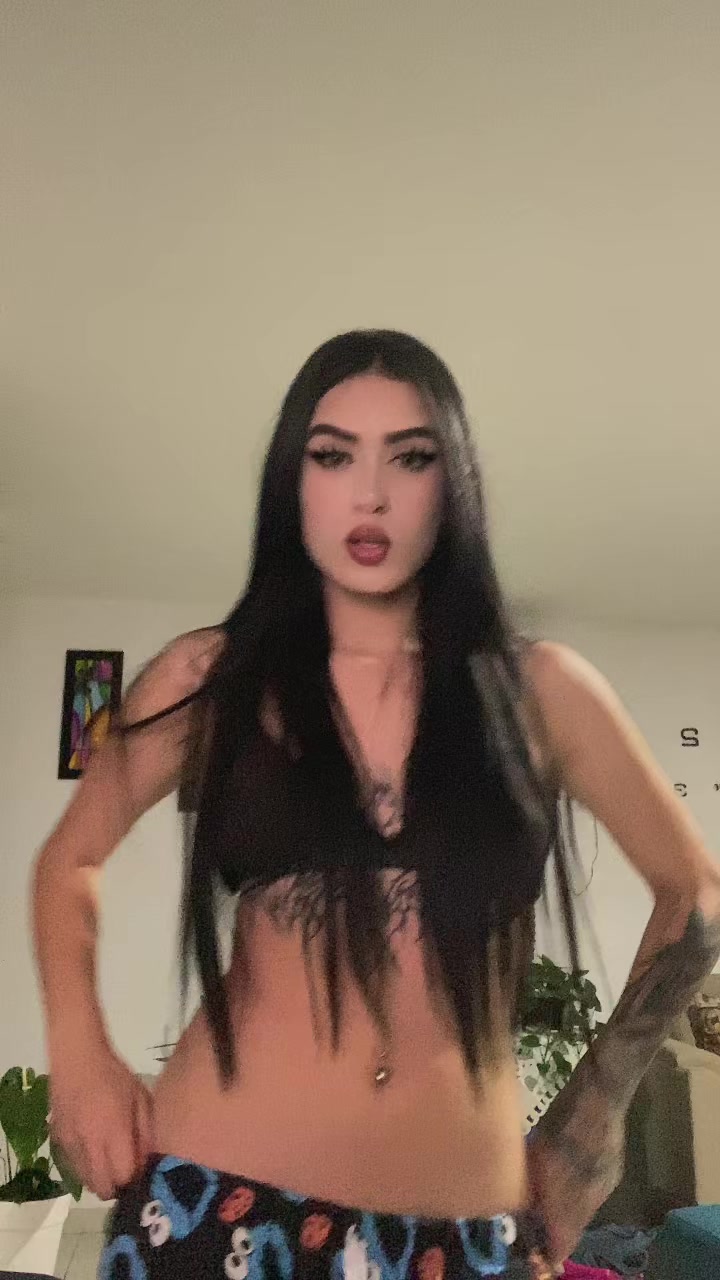 @𝓜𝓪𝓯𝓮 𝓜𝓸𝓷𝓽𝓸𝔂𝓪👸🏻🖤.