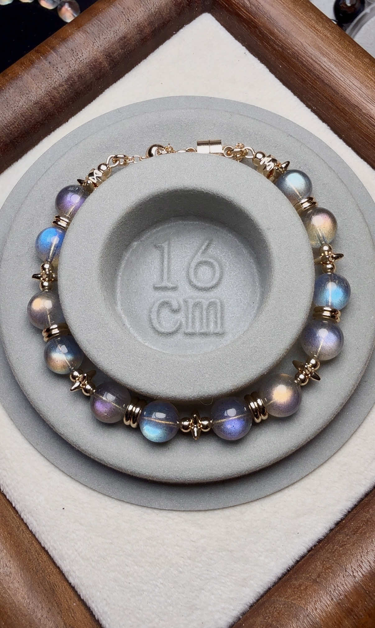 @Starry Sparkles Luxury Crystal