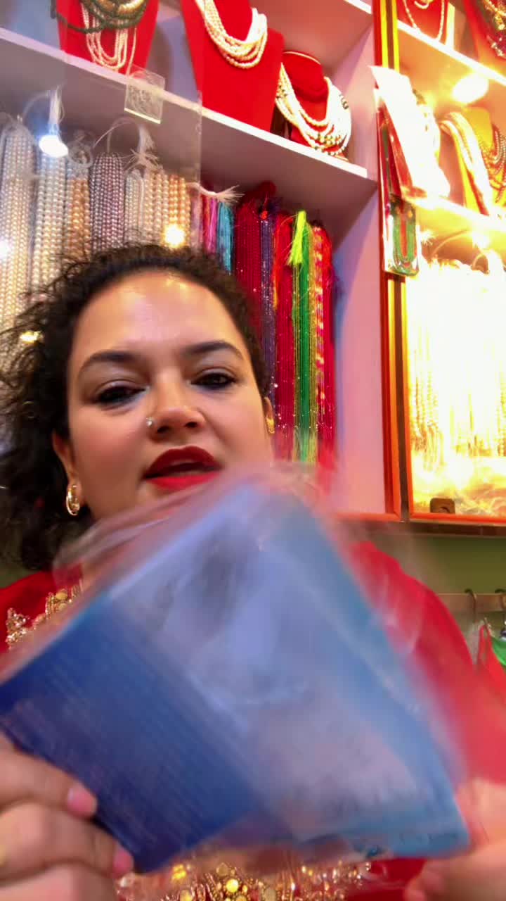 @🧿Divya thakuri 🧿( designer )