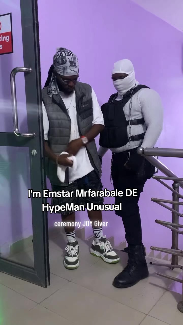 @DE UNUSUAL Emstar Mrfarabale