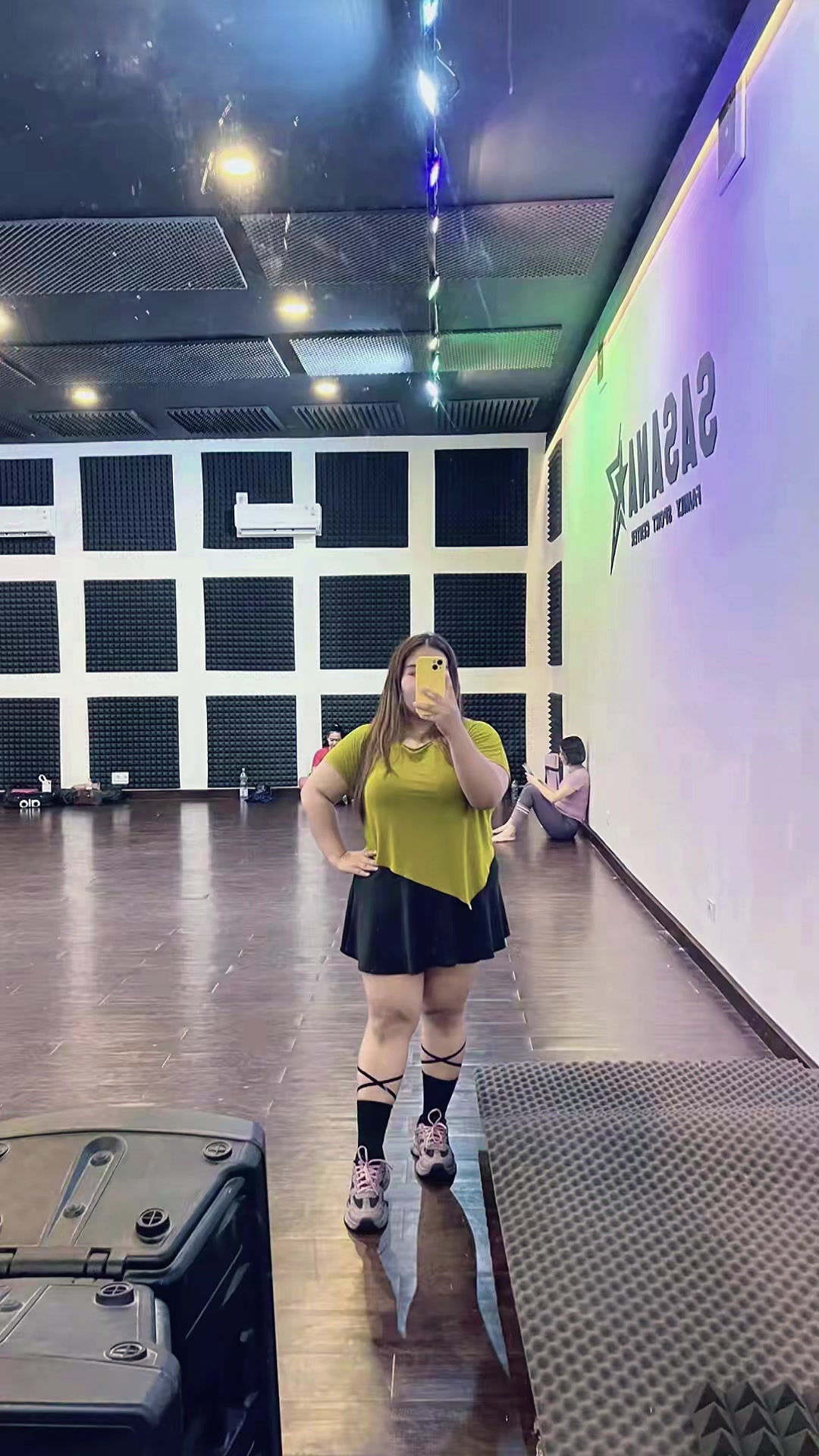 @Ayyuu