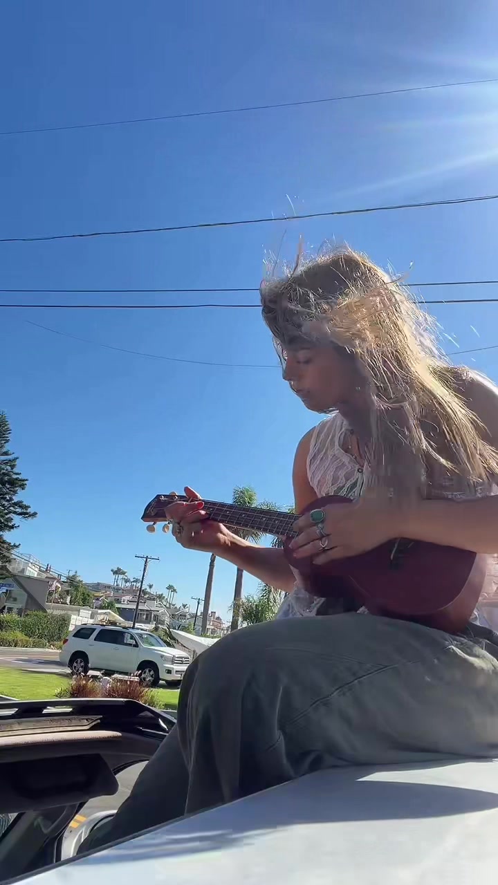 @riley rae
