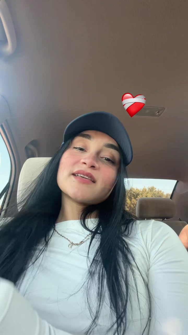 @Daniela Pereira🖤