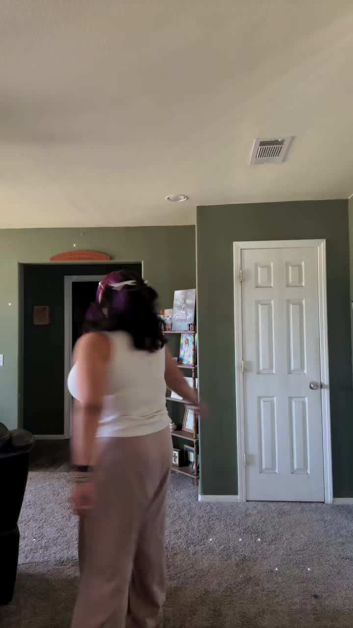 @_BellaRae