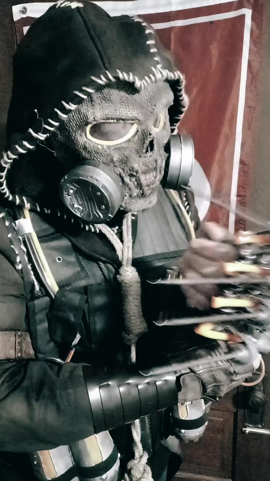 @Thatcostumeguy