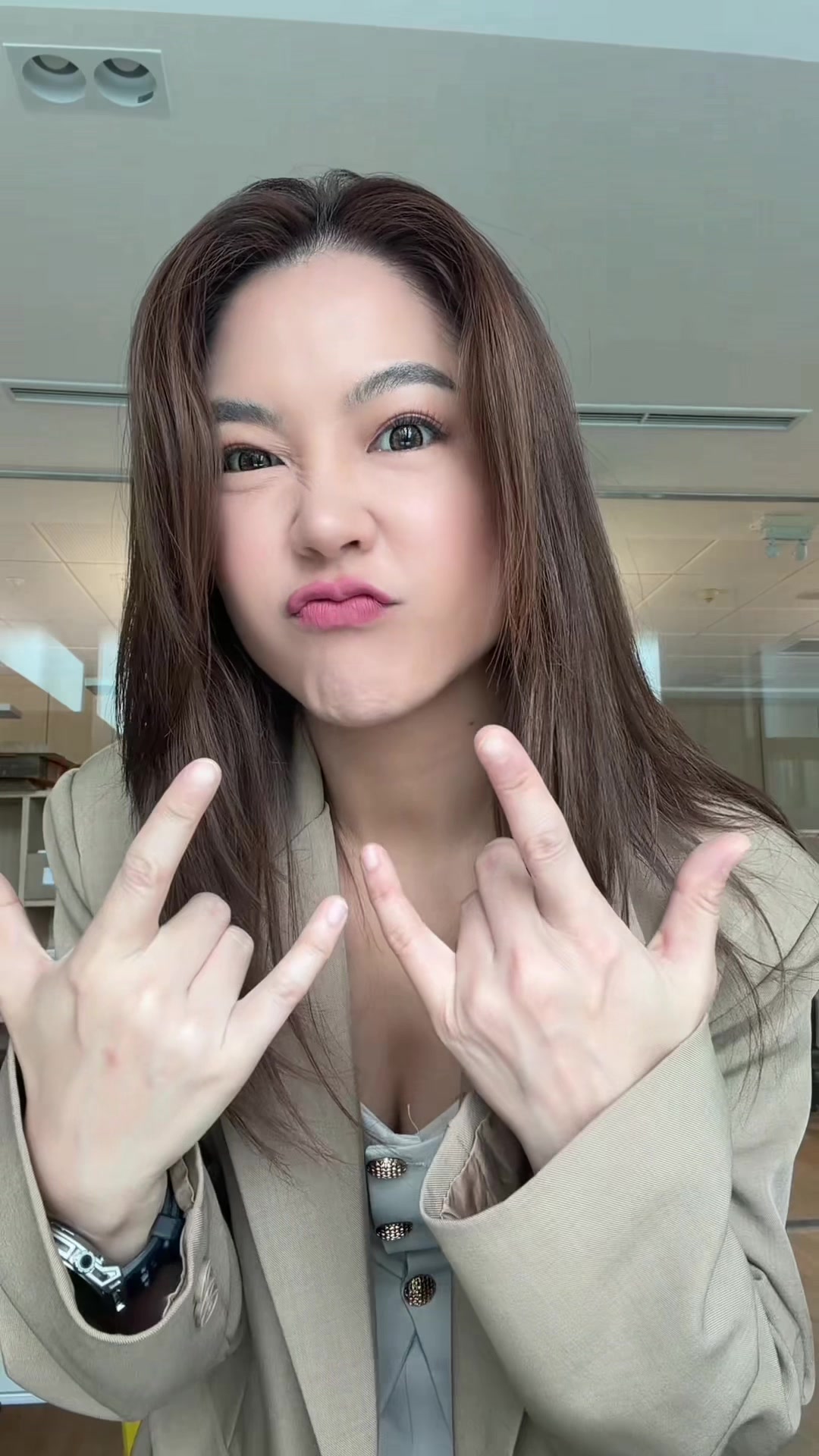 @earn_j