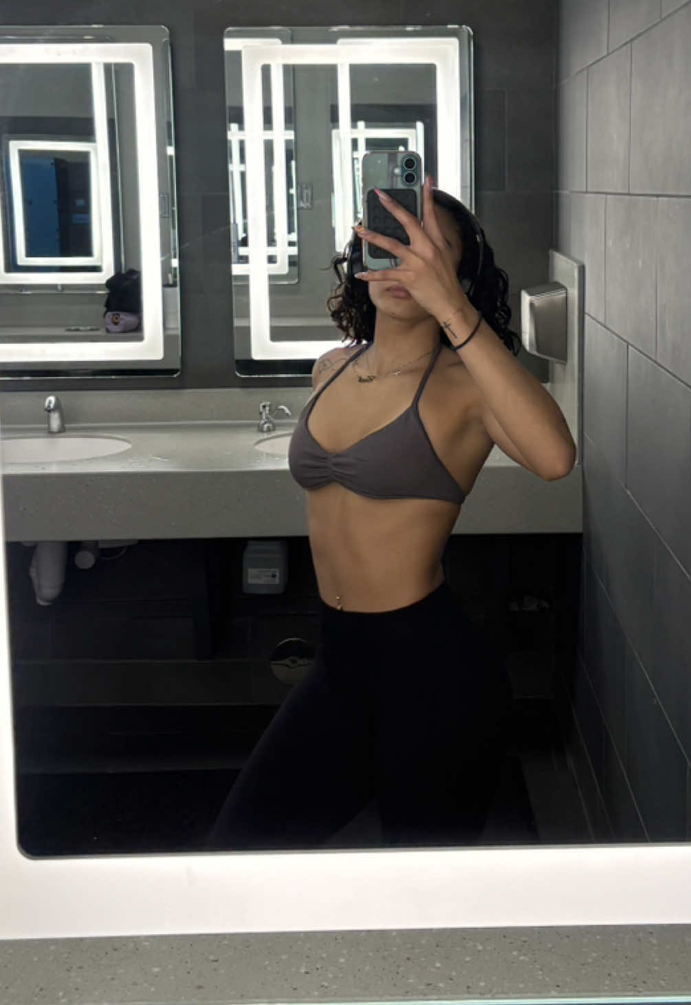 @Lala 🤍