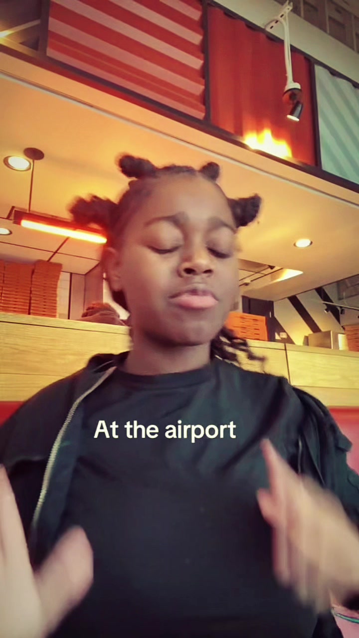 @thatgirl_Nyia