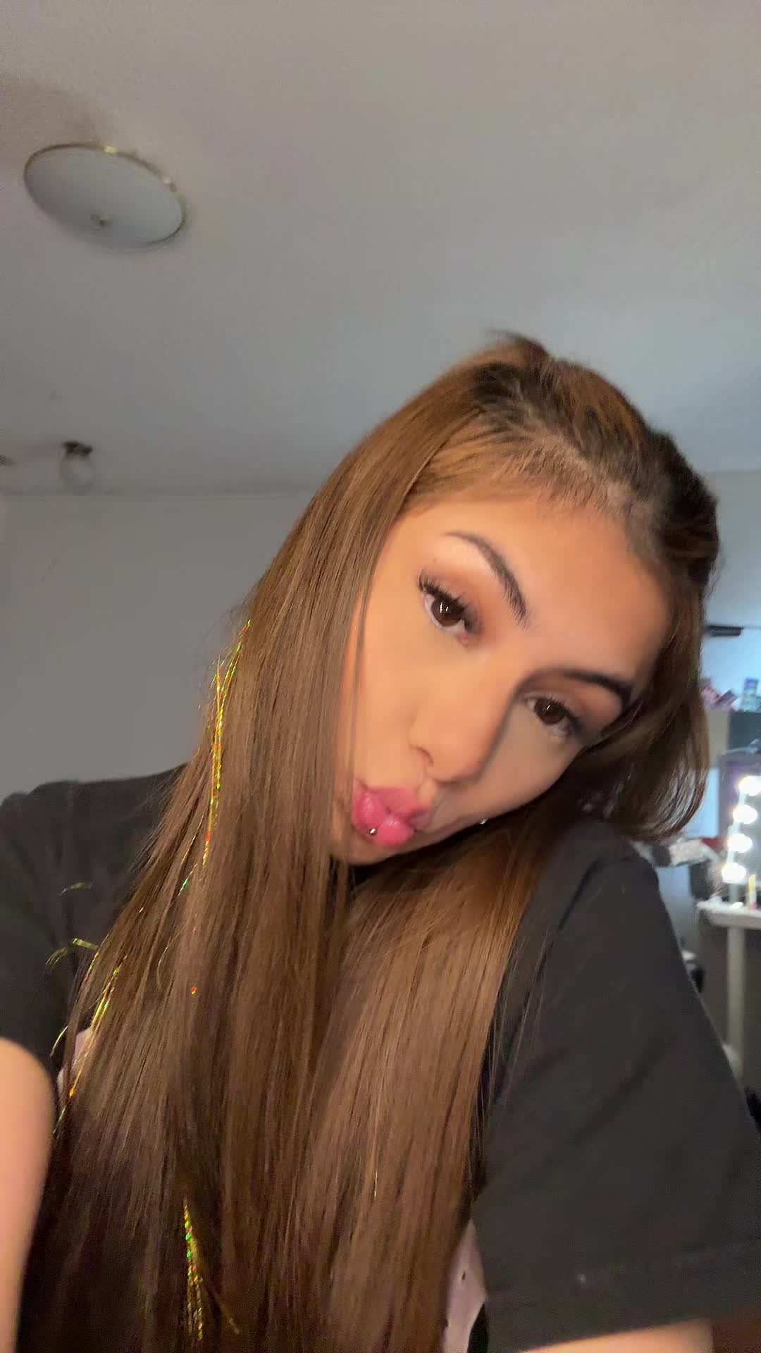 @Anayancy 🌟