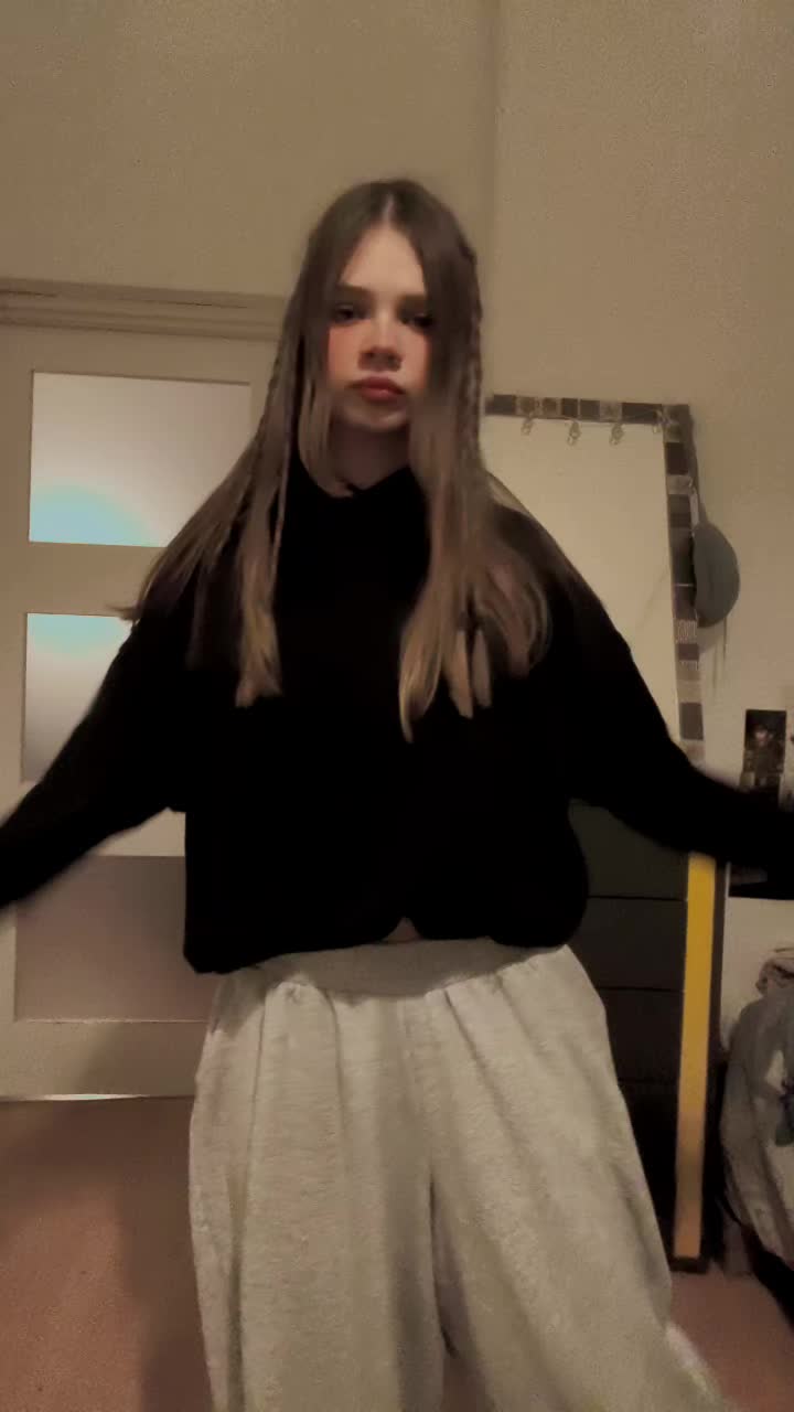 @nqq33