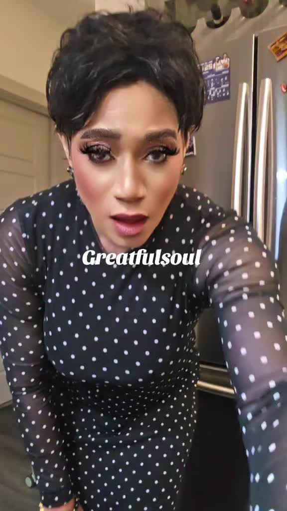 @Demi